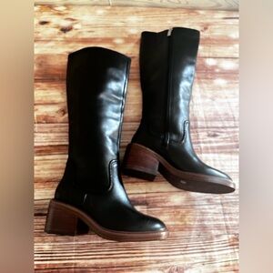 Vince Camuto Vuliann Dark Brown Leather upper Block Heel Boots 6